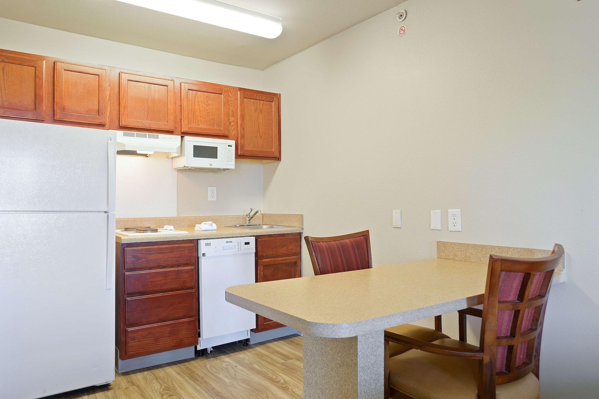Extended Stay America Suites - Kansas City - Lenexa - 87Th St Overland Park Ngoại thất bức ảnh