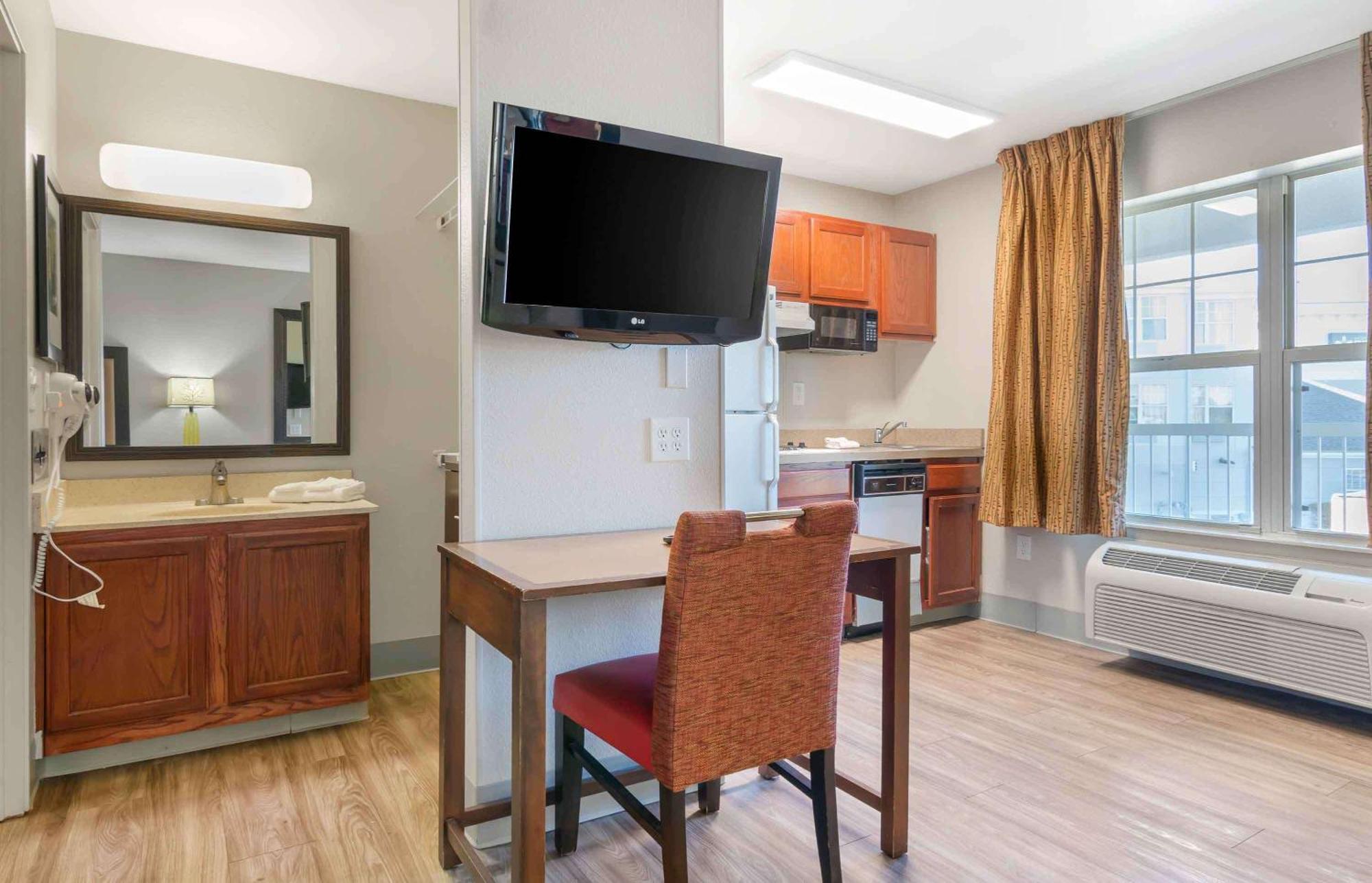Extended Stay America Suites - Kansas City - Lenexa - 87Th St Overland Park Ngoại thất bức ảnh