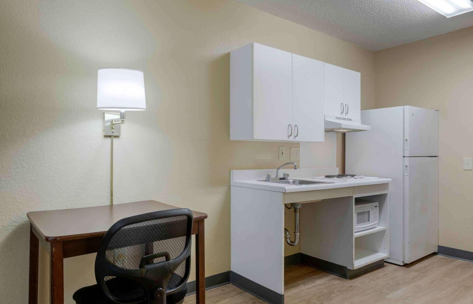 Extended Stay America Suites - Kansas City - Lenexa - 87Th St Overland Park Ngoại thất bức ảnh